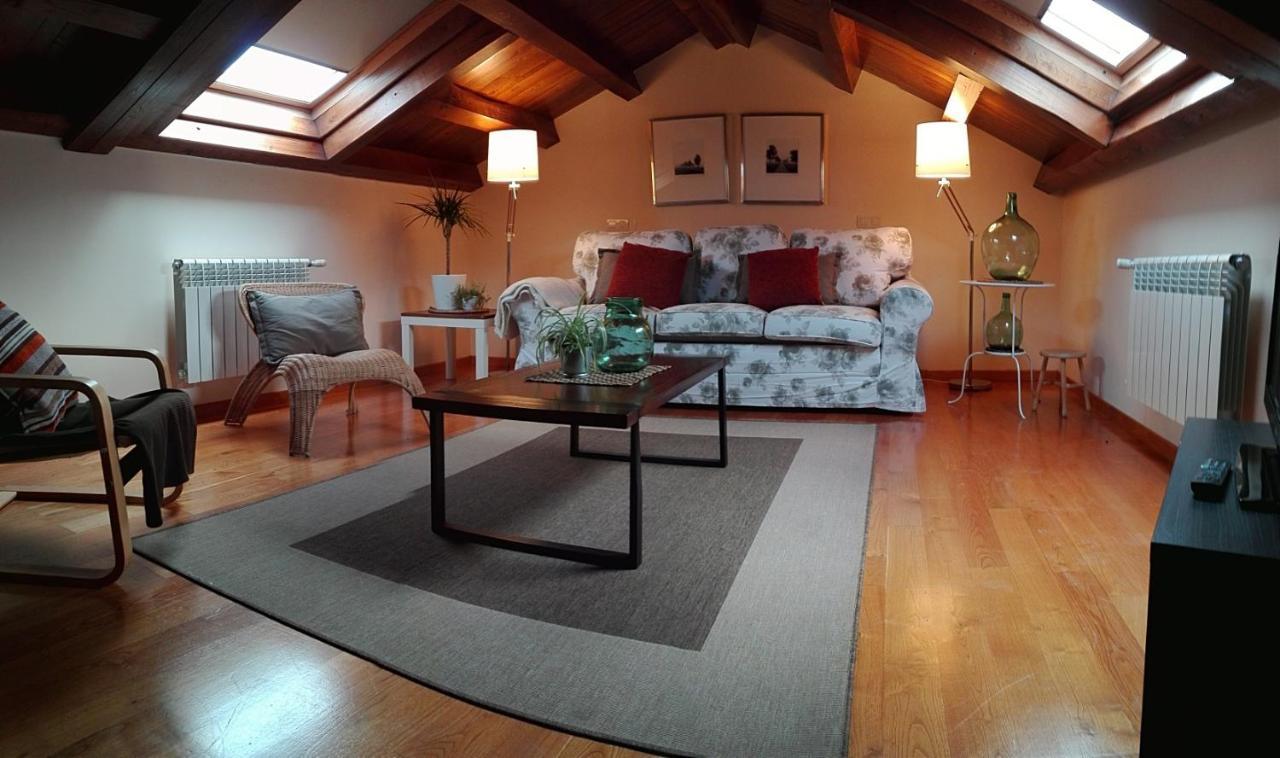 Apartamentos Rurales Casanova タピア・デ・カサリエゴ エクステリア 写真